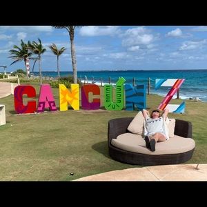 Meet your Posher, Beth